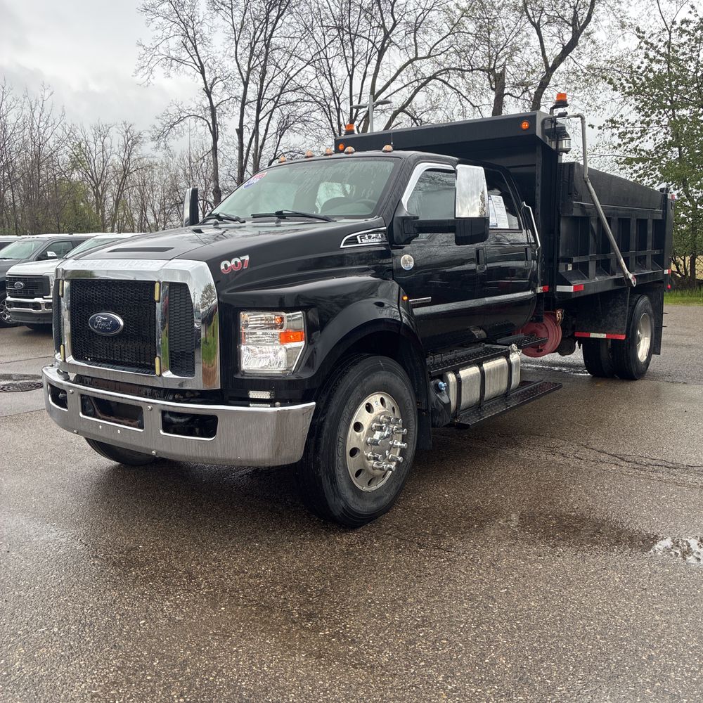 2016 Ford F-750 Diesel