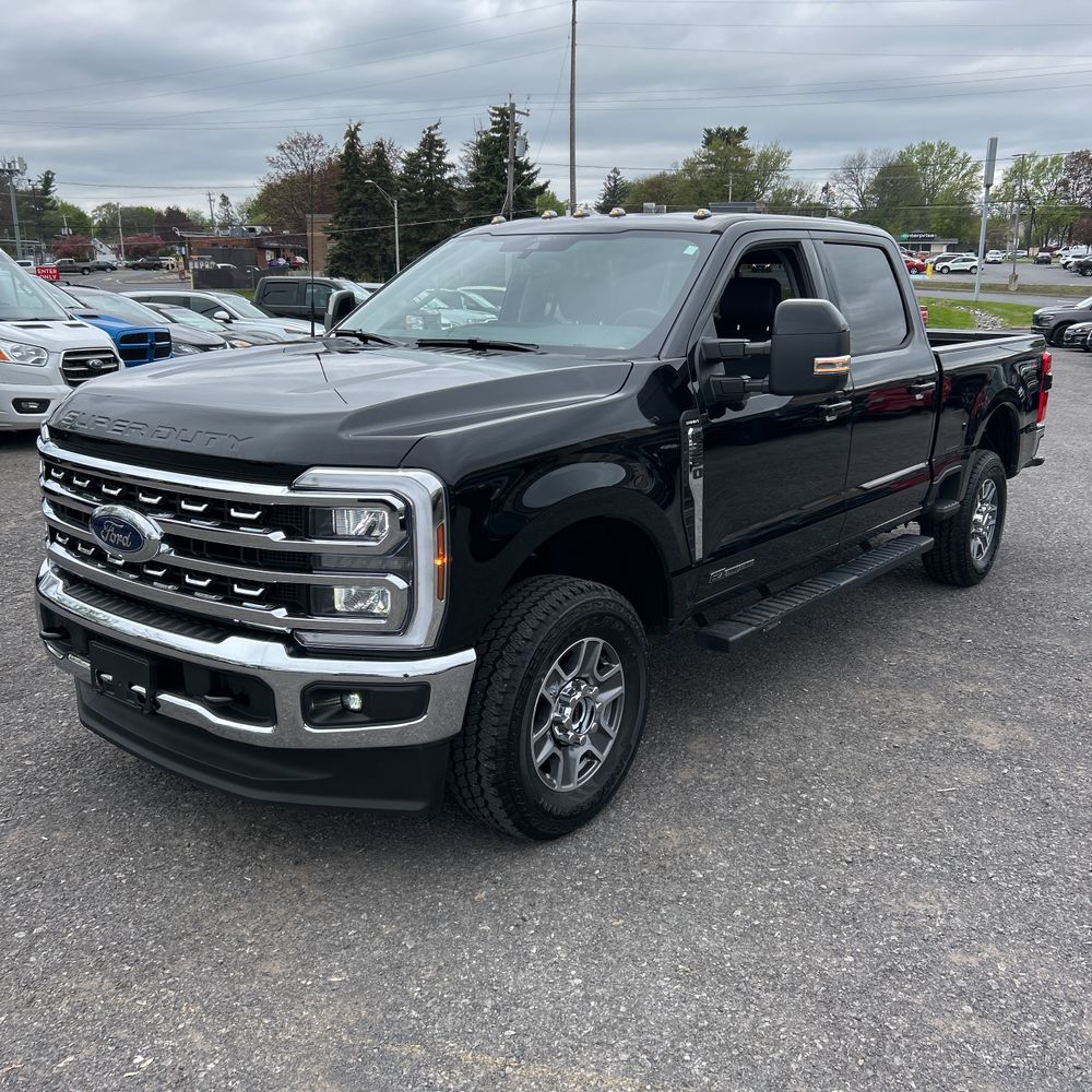 2025 Ford F-250 LARIAT