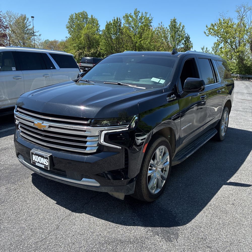 2023 Chevrolet Suburban High Country