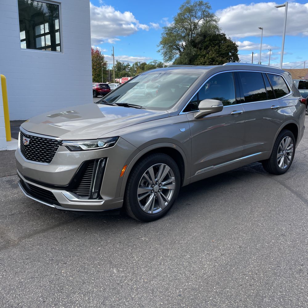 2023 Cadillac XT6 Premium Luxury