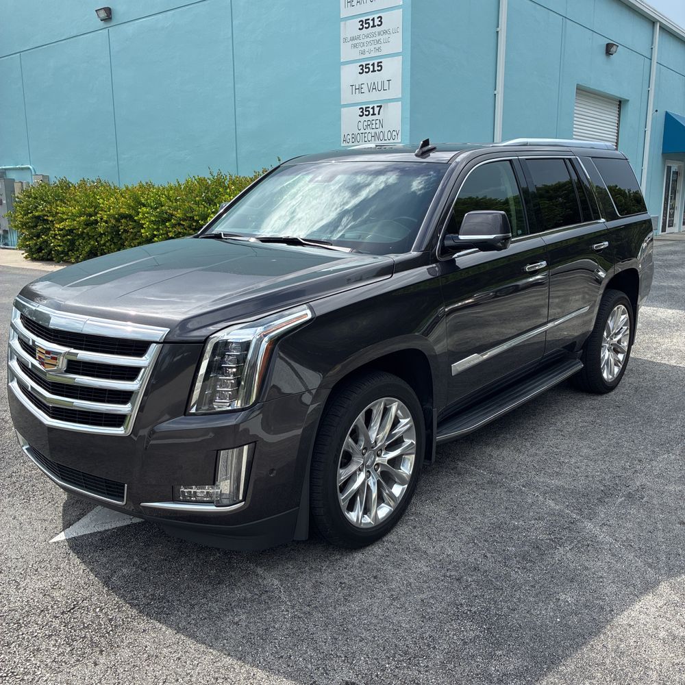 2018 Cadillac Escalade Luxury
