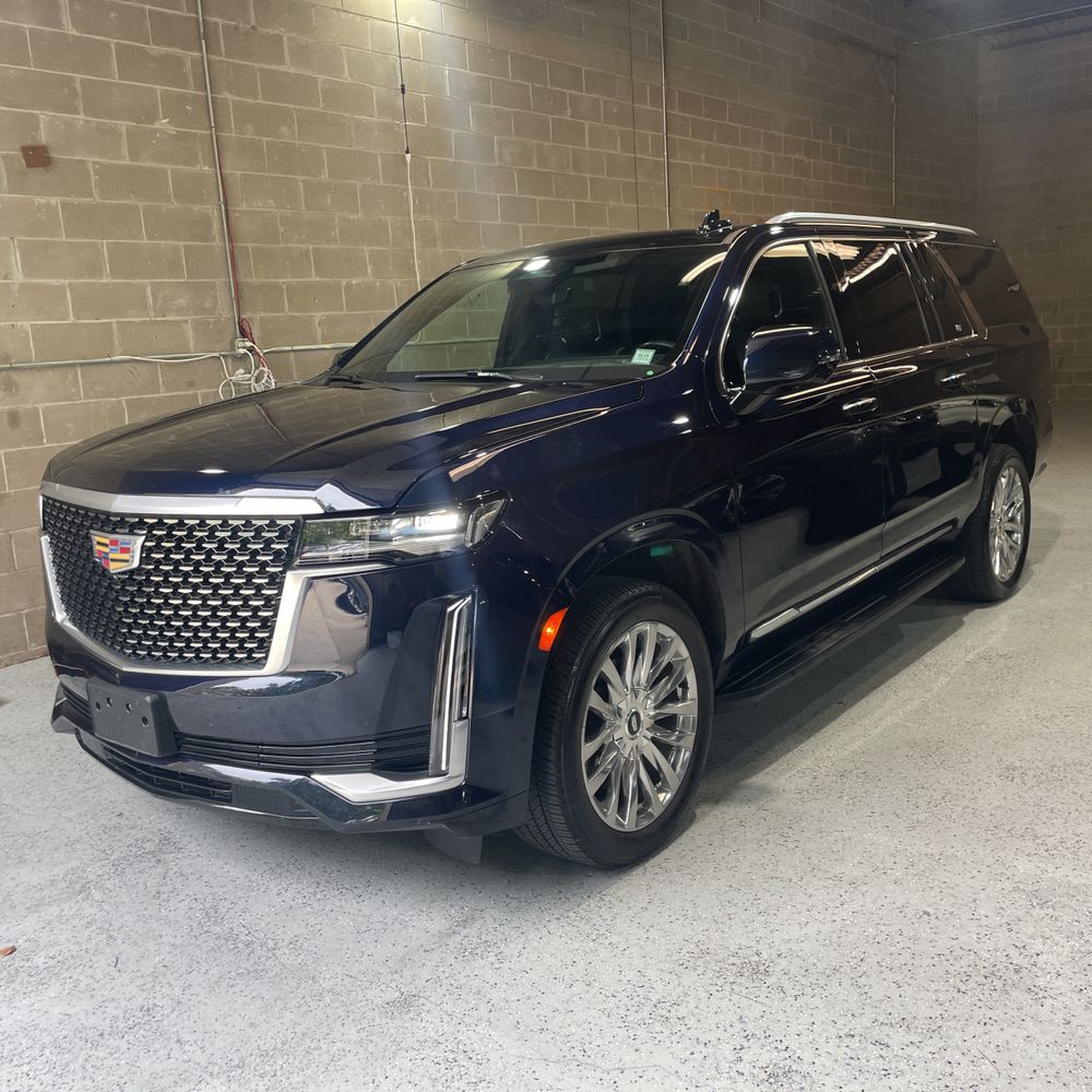 2023 Cadillac Escalade ESV Premium Luxury