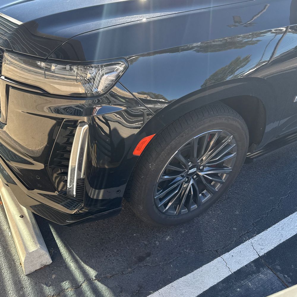2024 Cadillac Escalade-V ESV Base