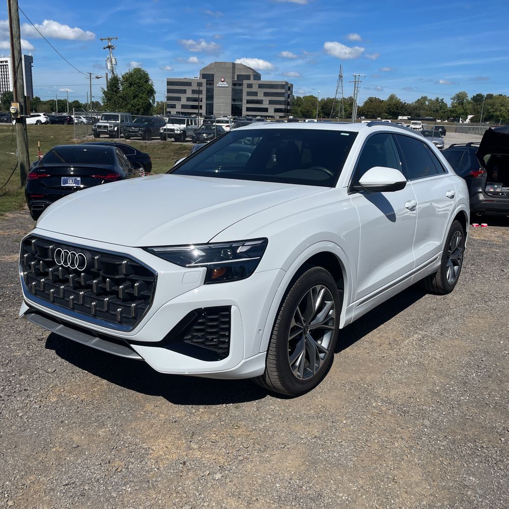 2024 Audi Q8 Premium Plus 55