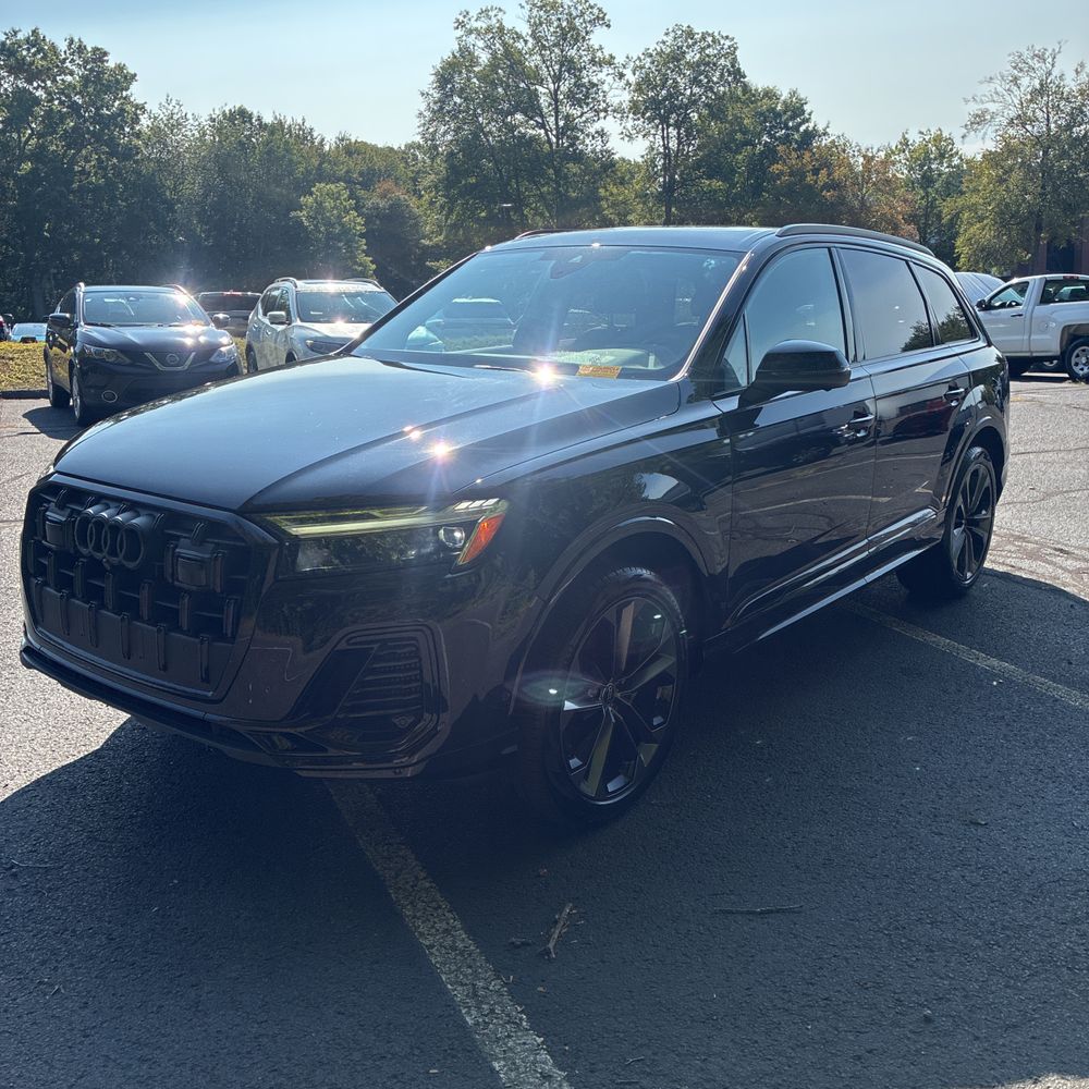 2025 Audi Q7 Premium Plus 55