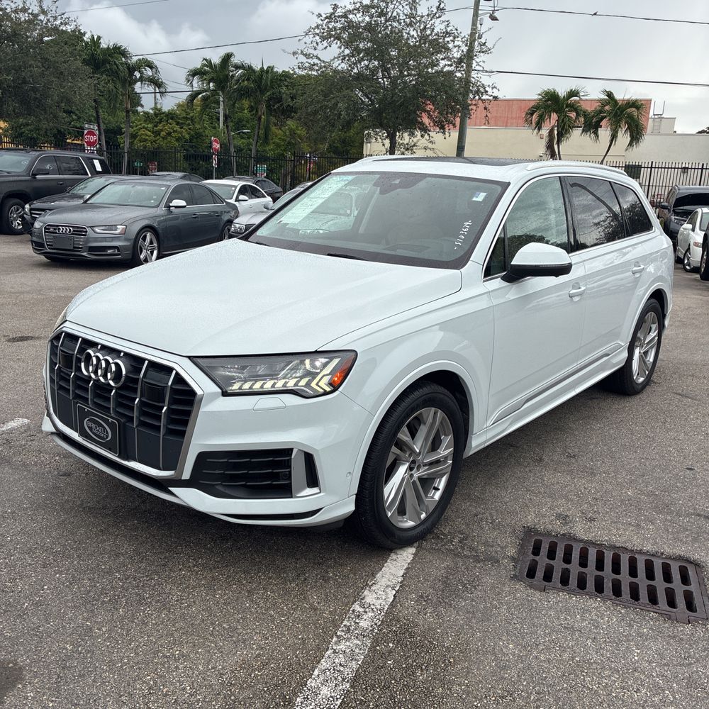 2021 Audi Q7 Prestige